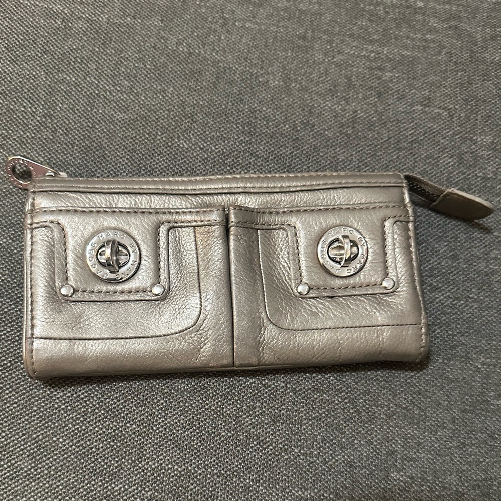 Marc Jacobs muted gold leather zipper wallet -7.5 x4 in